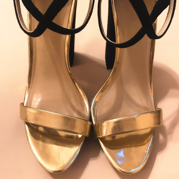 COPY - Zara Basic Heels - Picture 2 of 2